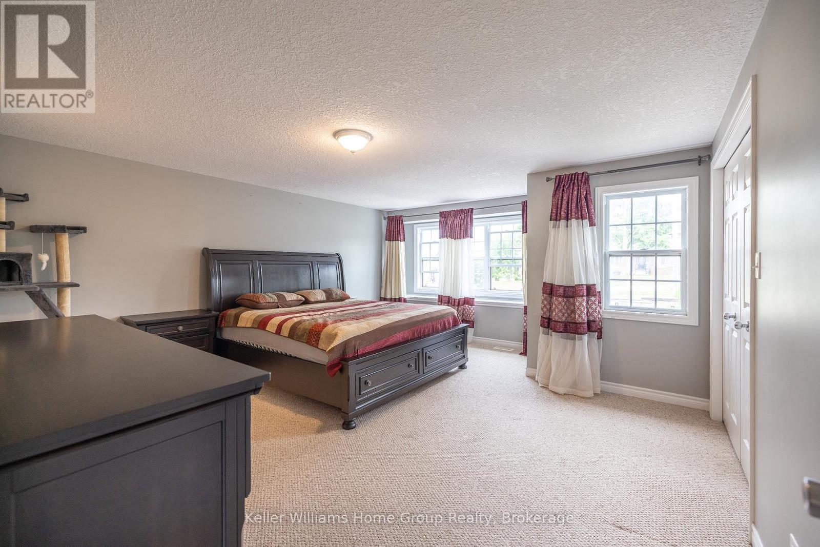 49 Washburn Drive, Guelph, Ontario  N1E 0B2 - Photo 13 - X12057414