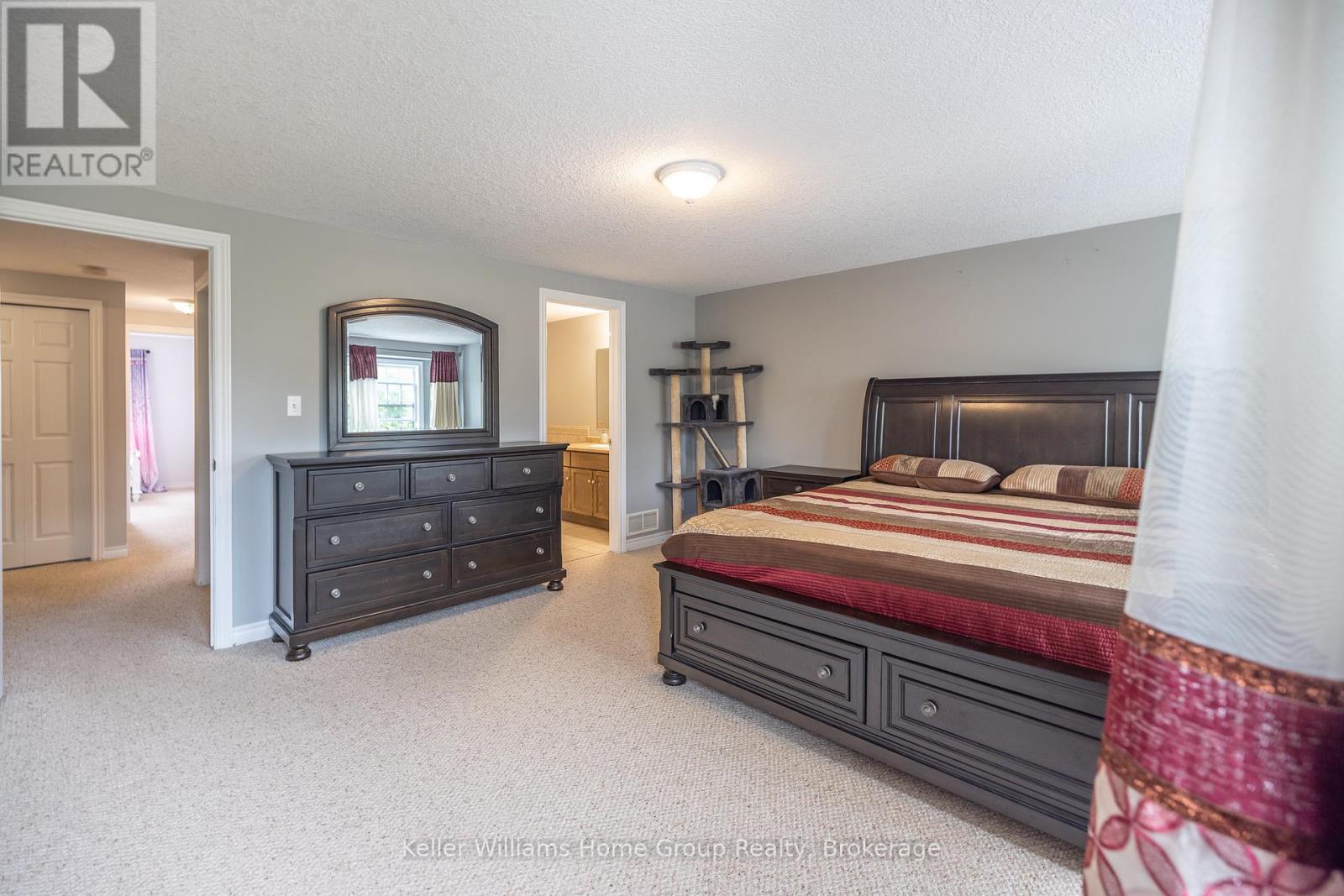 49 Washburn Drive, Guelph, Ontario  N1E 0B2 - Photo 14 - X12057414