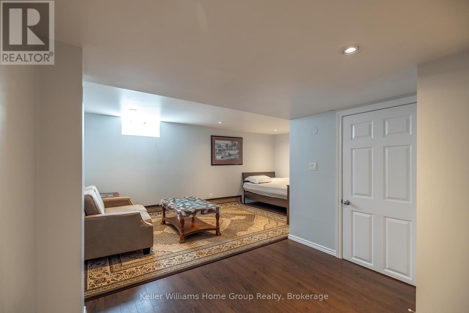 49 Washburn Drive, Guelph, Ontario  N1E 0B2 - Photo 26 - X12057414