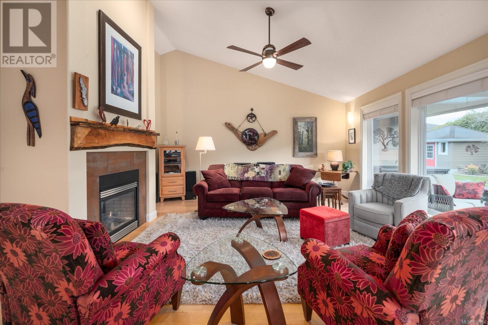 Property at 1024 Cantebury Pl image 5