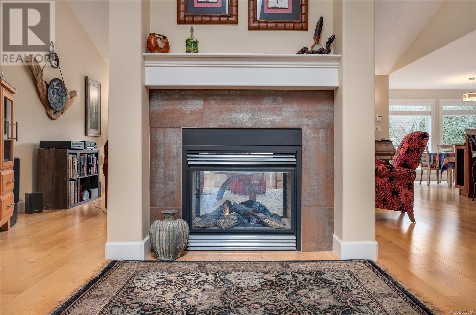 Property at 1024 Cantebury Pl image 3