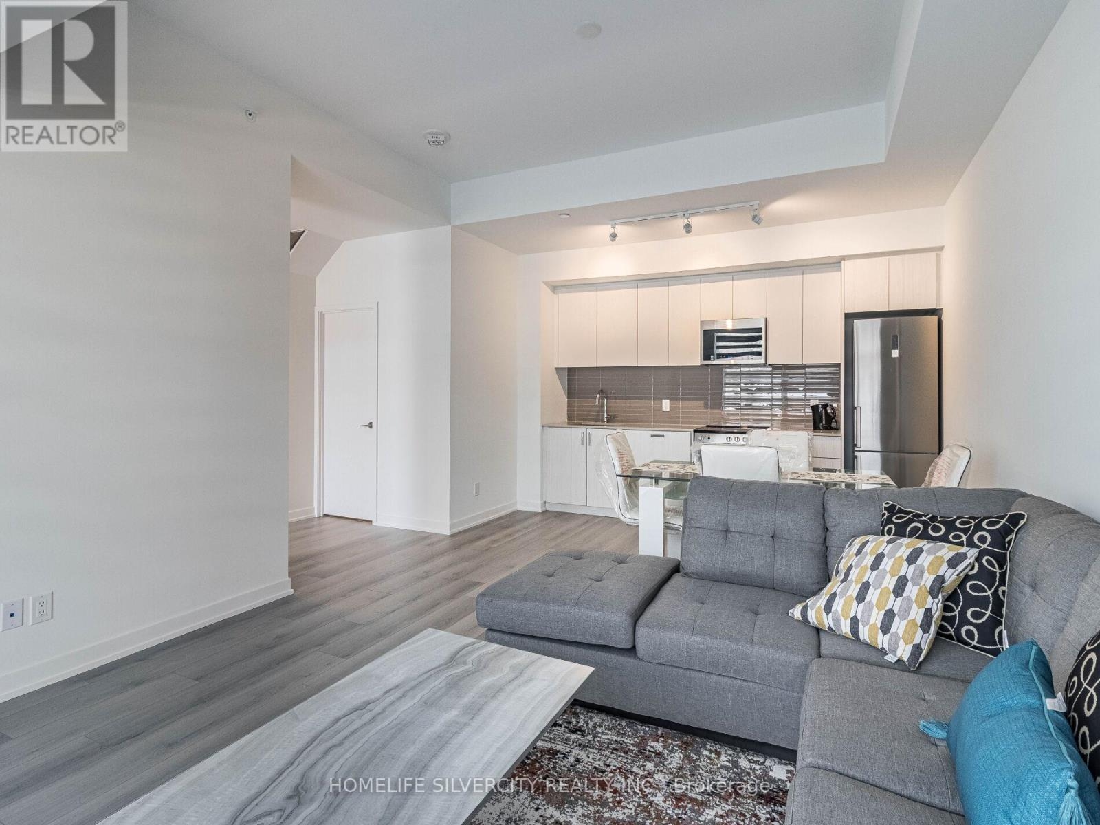107 - 117 Ford Street S, Toronto, Ontario  M6N 3A2 - Photo 13 - W12057371
