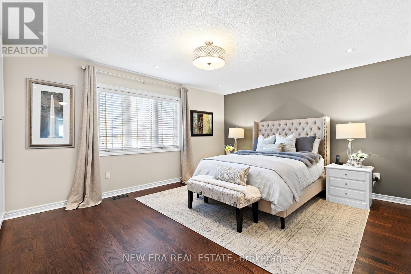 6751 Tattinger Avenue, Mississauga, Ontario  L5W 1P4 - Photo 19 - W12057375