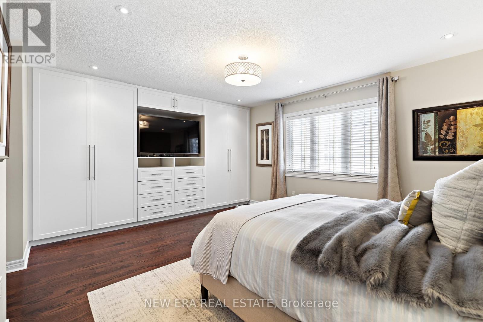 6751 Tattinger Avenue, Mississauga, Ontario  L5W 1P4 - Photo 20 - W12057375