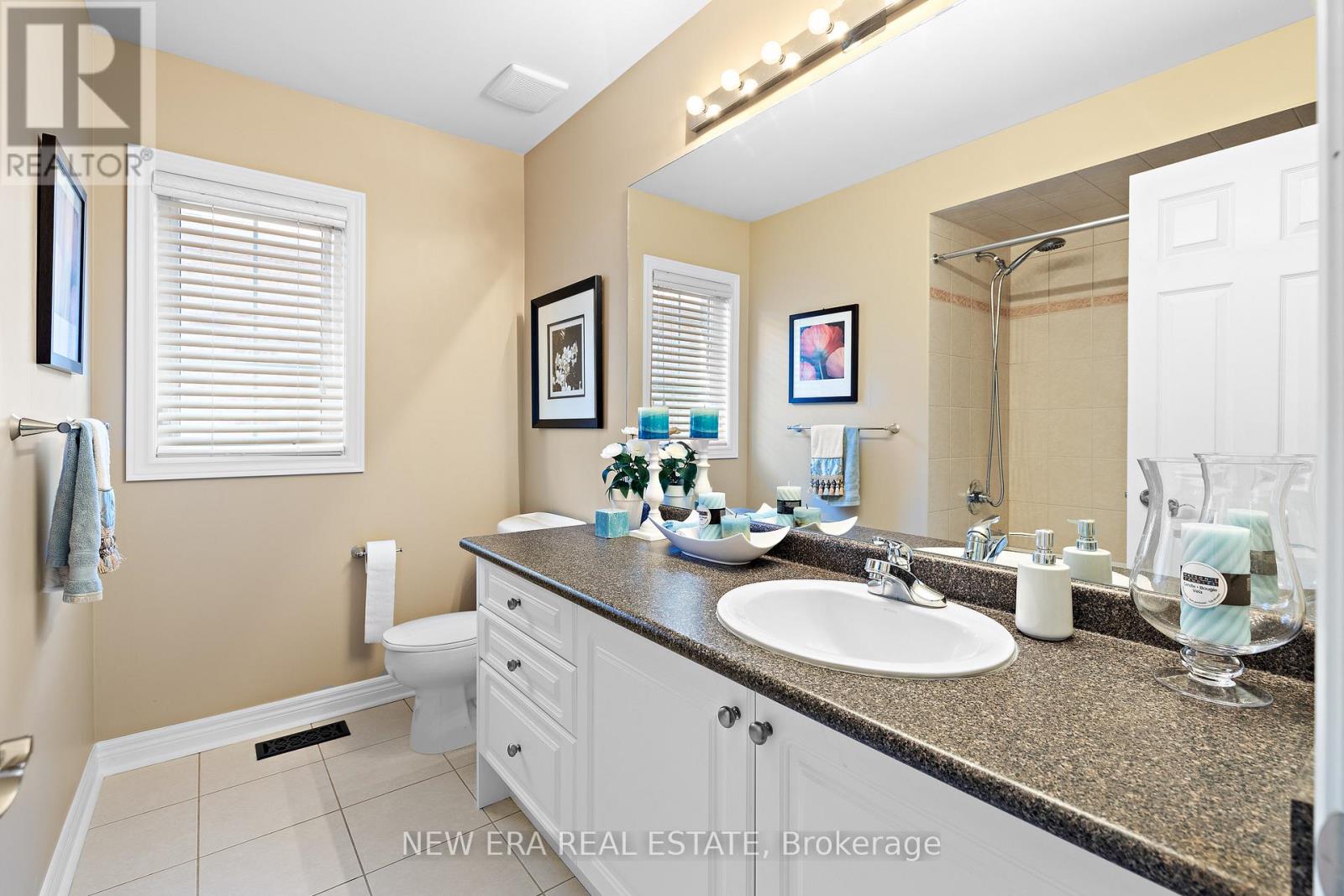 6751 Tattinger Avenue, Mississauga, Ontario  L5W 1P4 - Photo 26 - W12057375