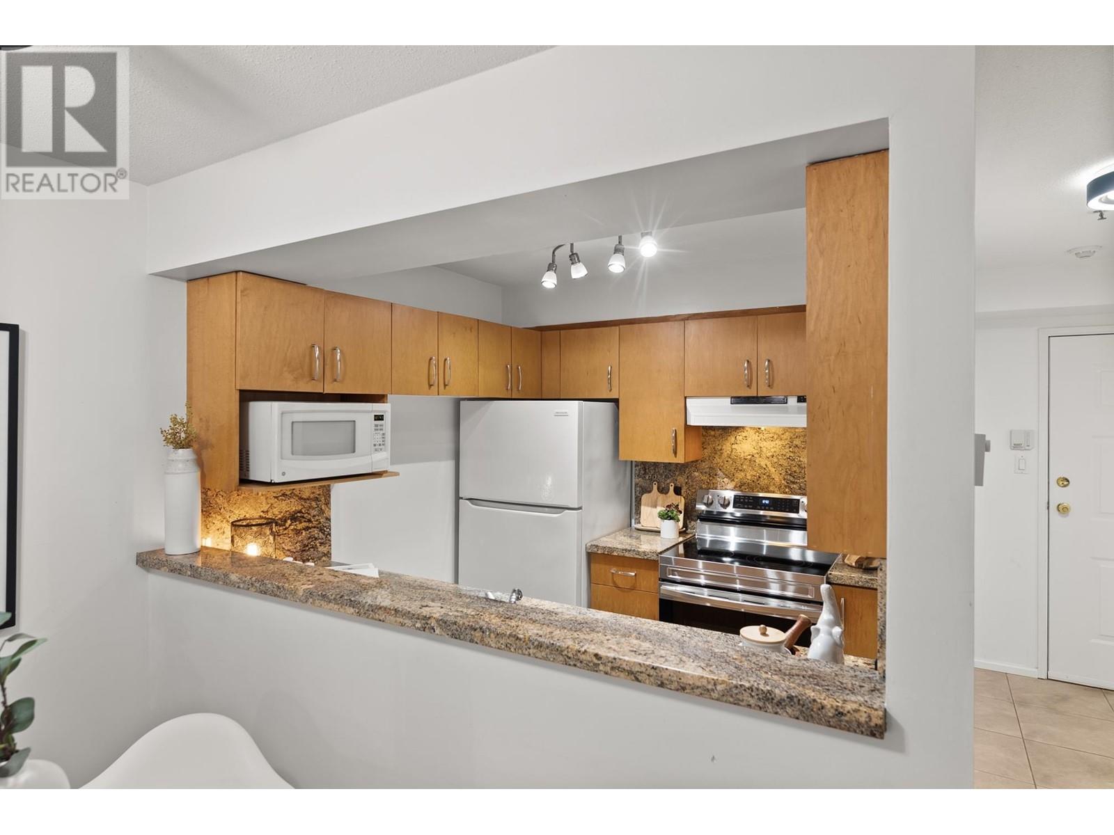 104 3168 Laurel Street, Vancouver, British Columbia  V5Z 3T8 - Photo 6 - R2977996