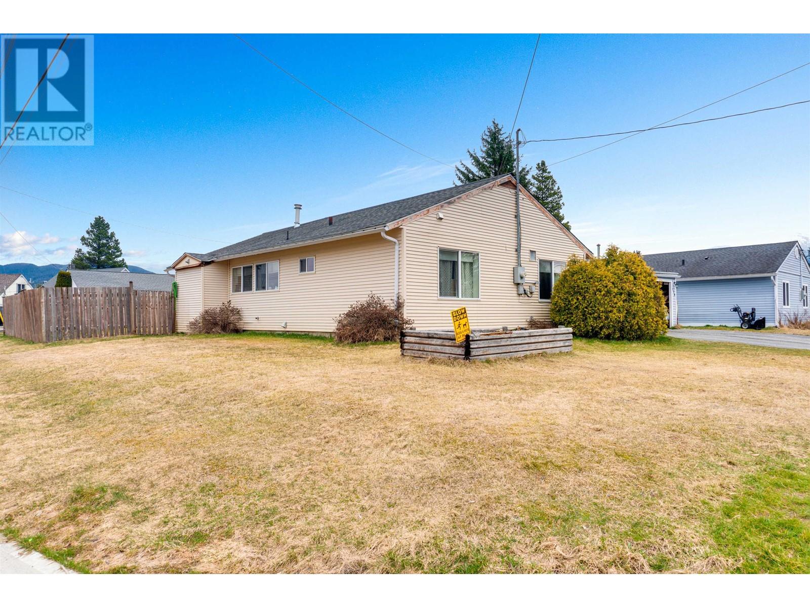 Property at 110 WILLISCROFT STREET image 1