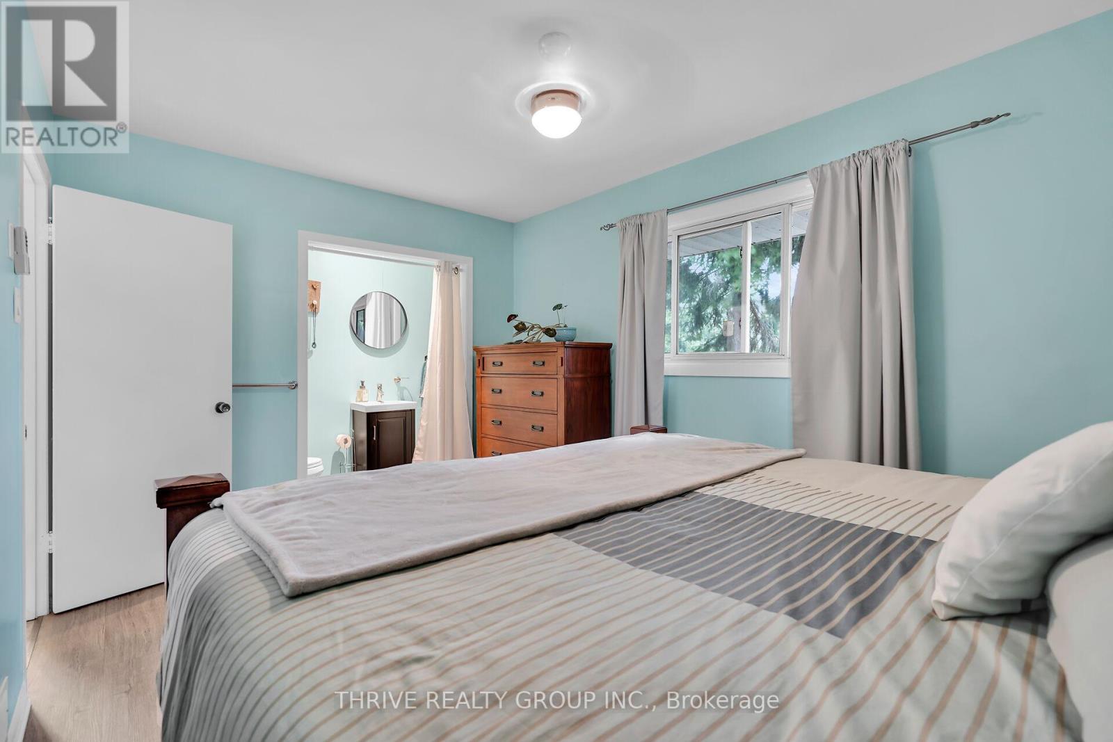 49364 Dexter Line, Malahide, Ontario  N5H 2R2 - Photo 13 - X12057540