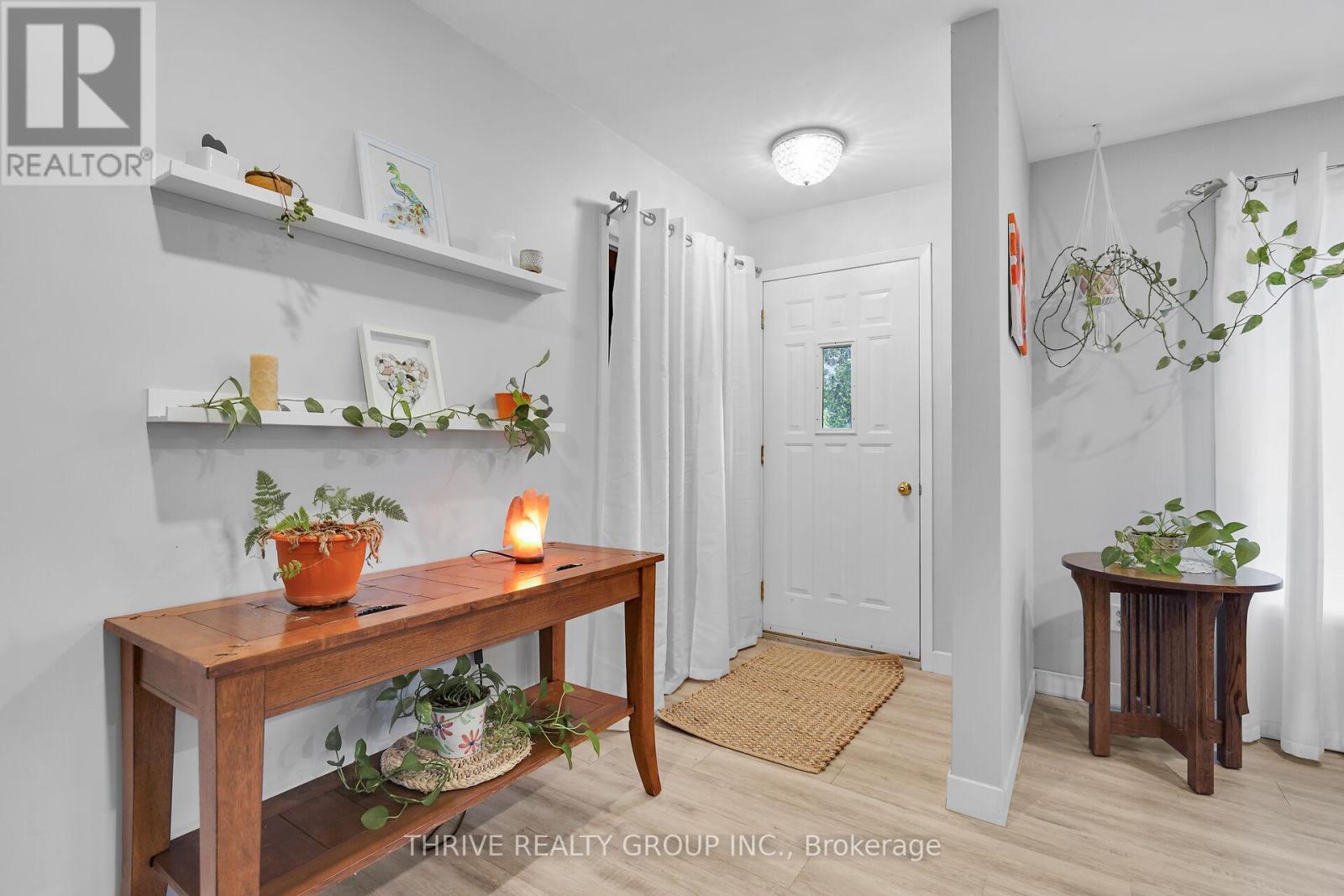 49364 Dexter Line, Malahide, Ontario  N5H 2R2 - Photo 5 - X12057540