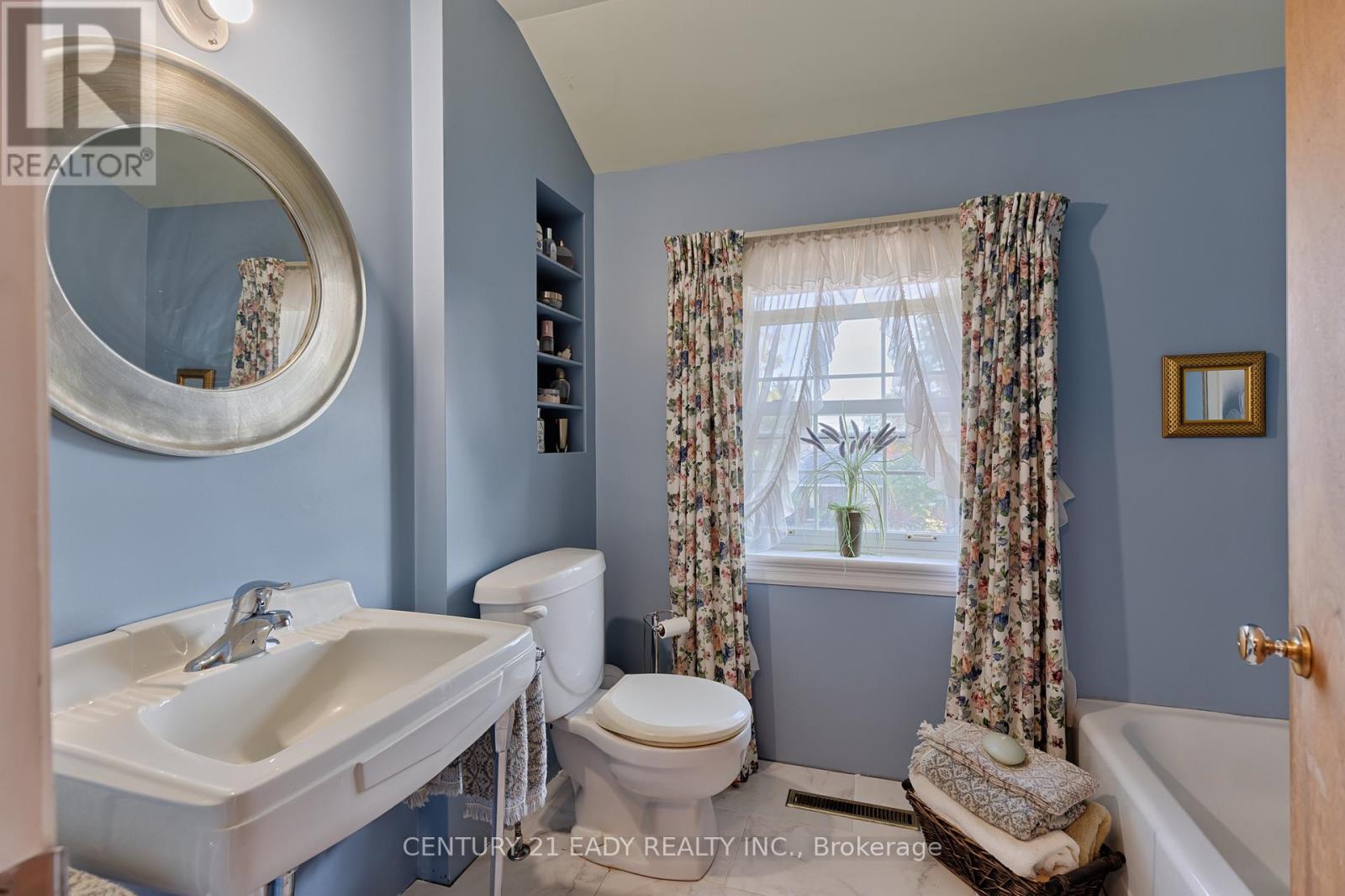 6 Nadobny Lane, Renfrew, Ontario  K7V 3Z9 - Photo 41 - X12057598