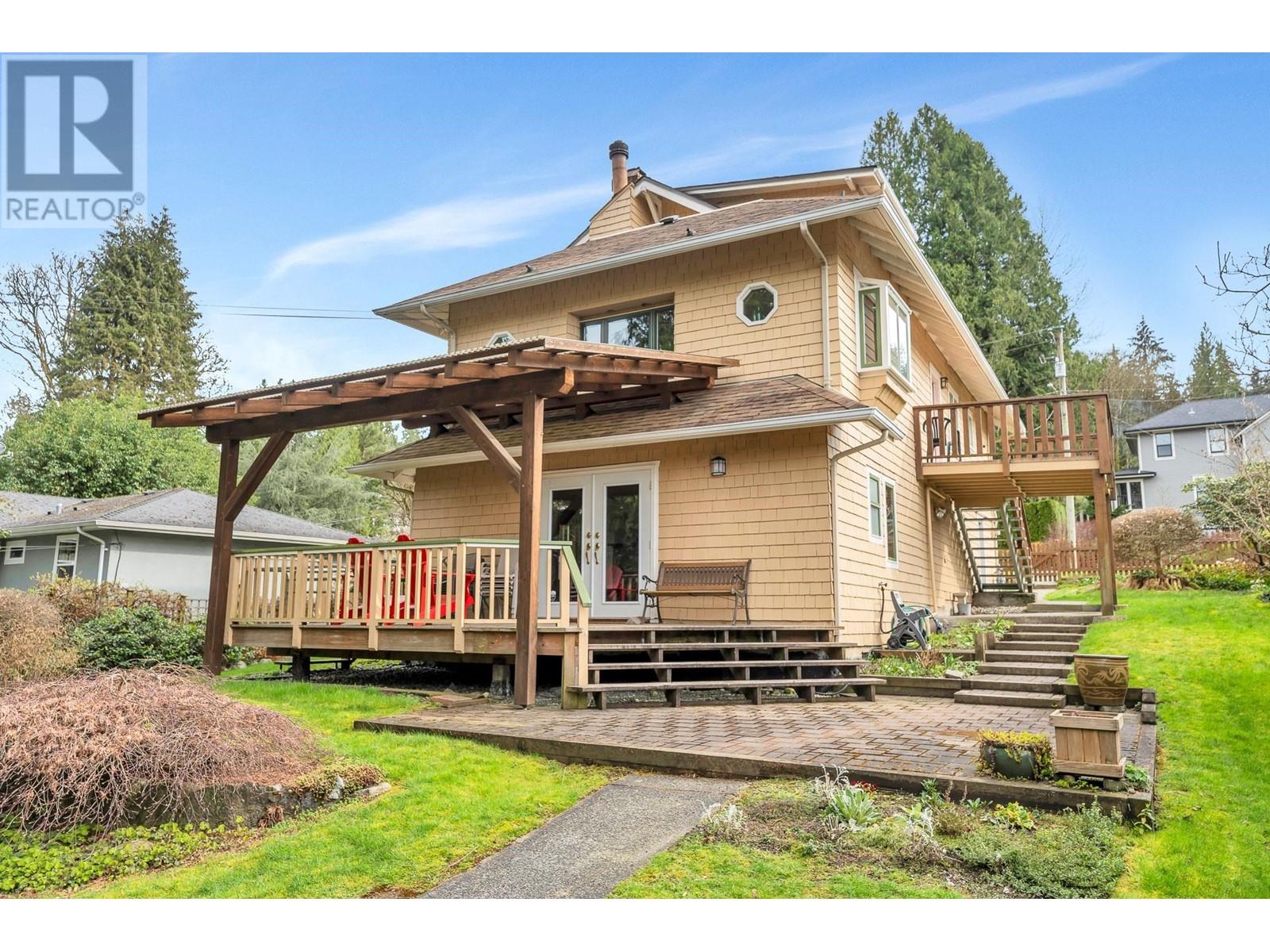 Property at 2214 ST GEORGE STREET image 5