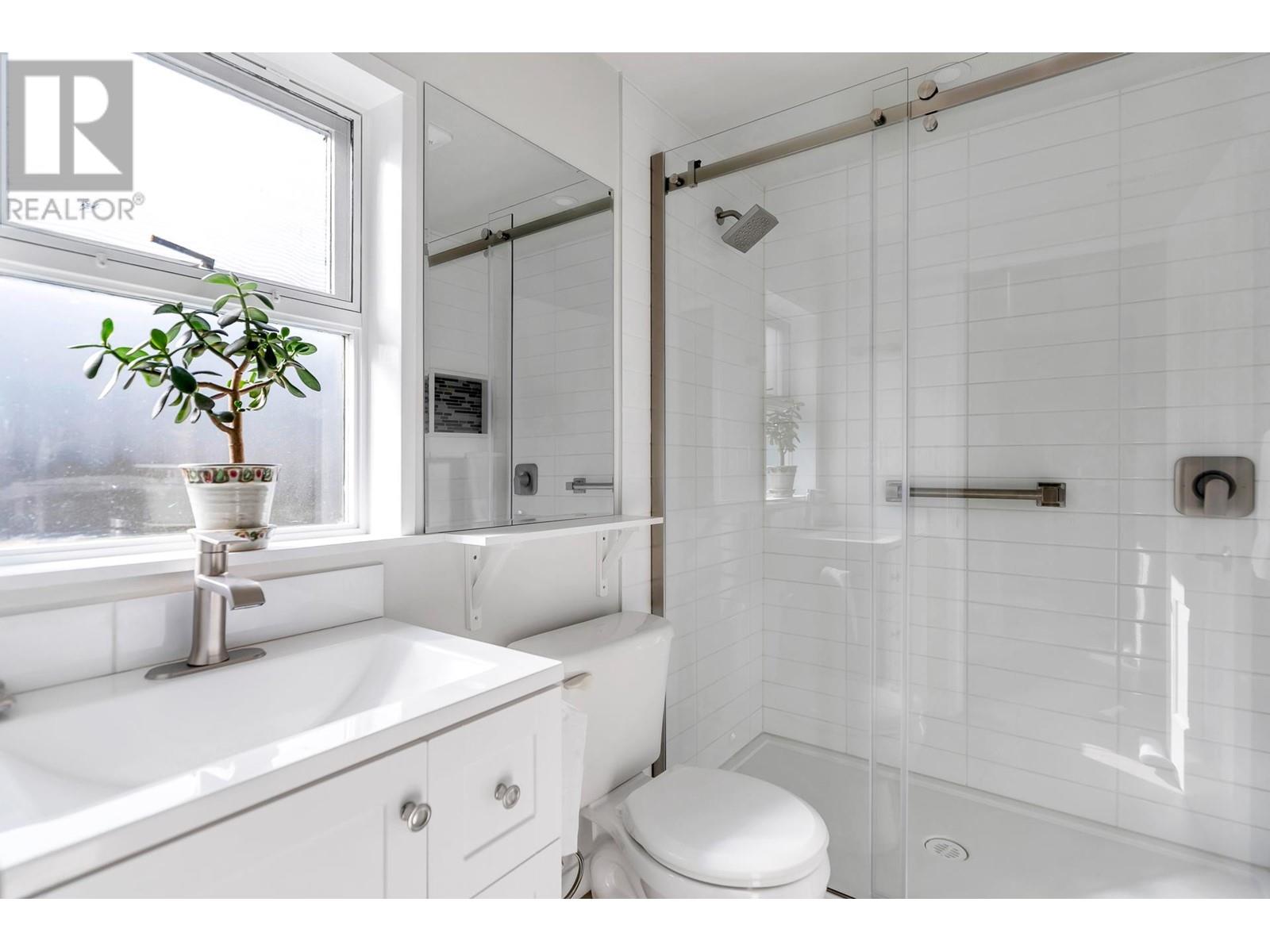 2214 St George Street, Port Moody, British Columbia  V3H 2G2 - Photo 35 - R2984696