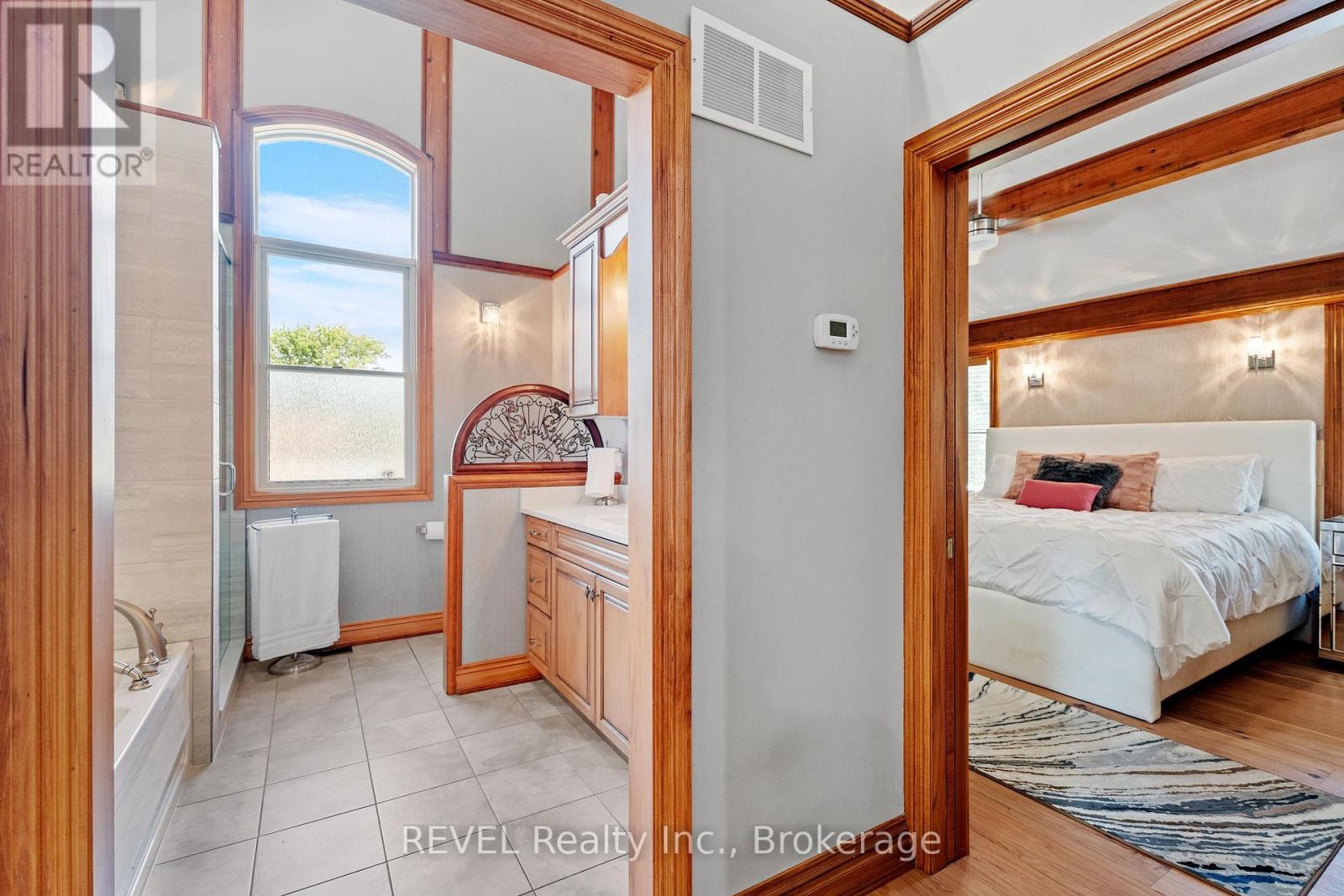26 Kingsway Street, Welland (Dain City), Ontario  L3B 3N8 - Photo 25 - X12057593
