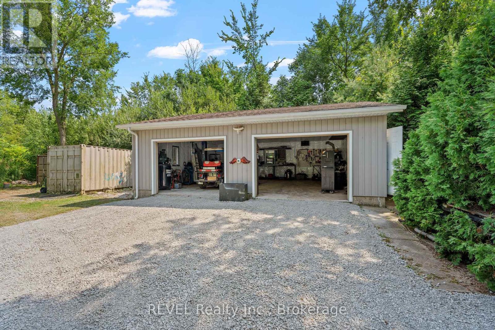 26 Kingsway Street, Welland (Dain City), Ontario  L3B 3N8 - Photo 39 - X12057593