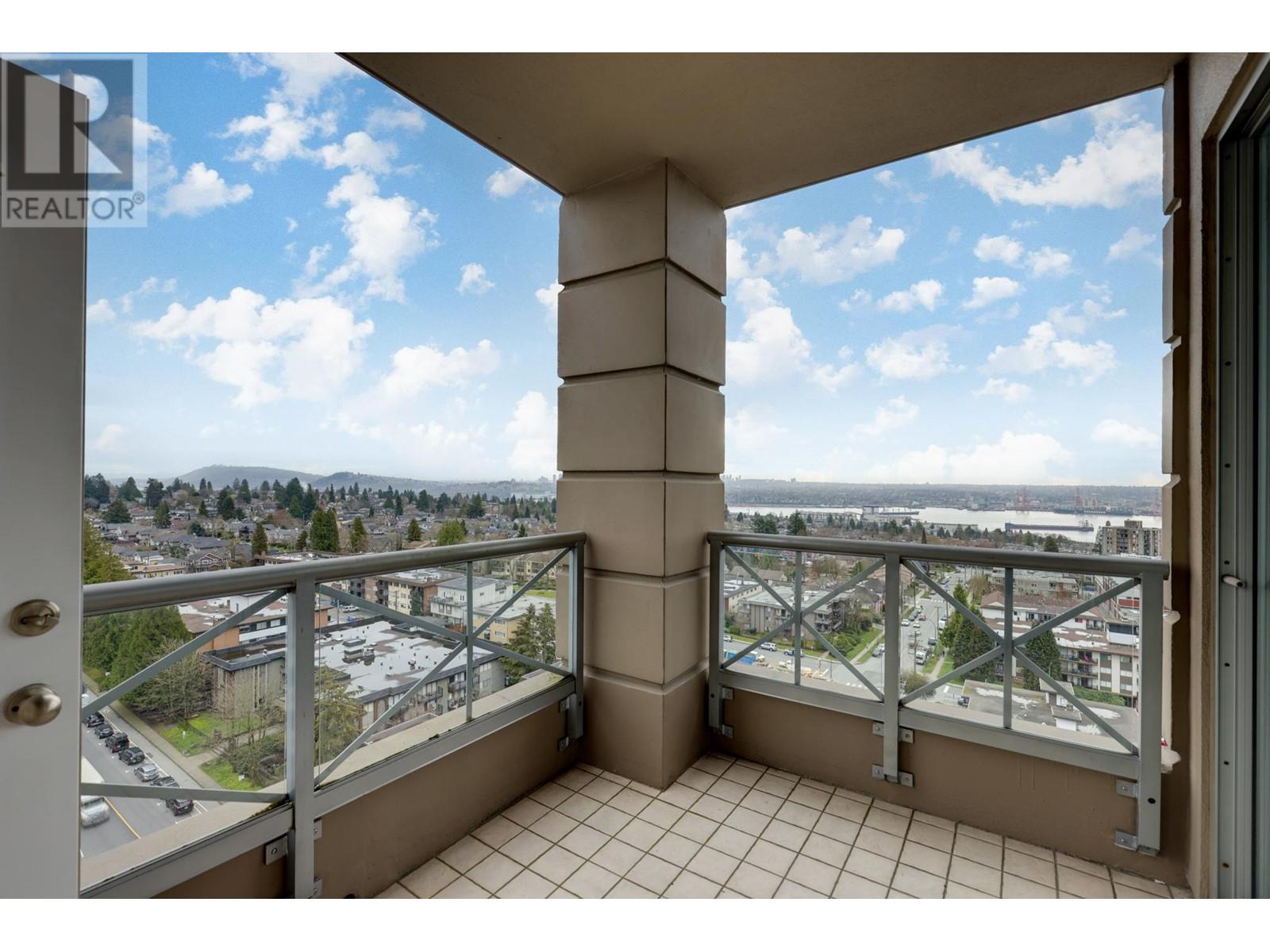 1504 160 E 13th Street, North Vancouver, British Columbia  V7L 2L5 - Photo 4 - R2985244