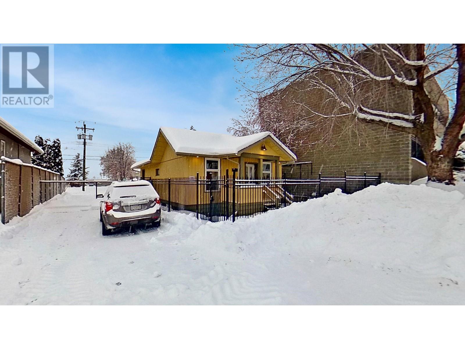 Property at 1551 9TH AVENUE image 4