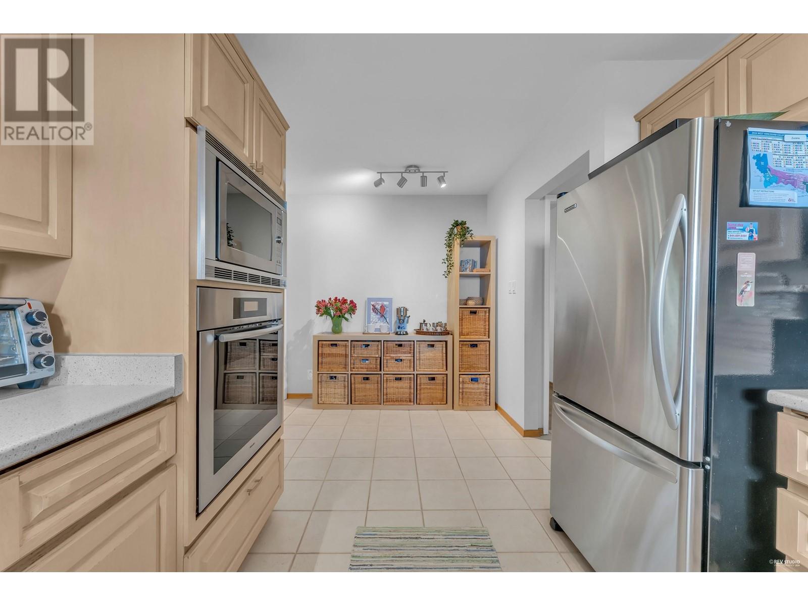 540 Craigmohr Drive, West Vancouver, British Columbia  V7S 1W6 - Photo 15 - R2985295