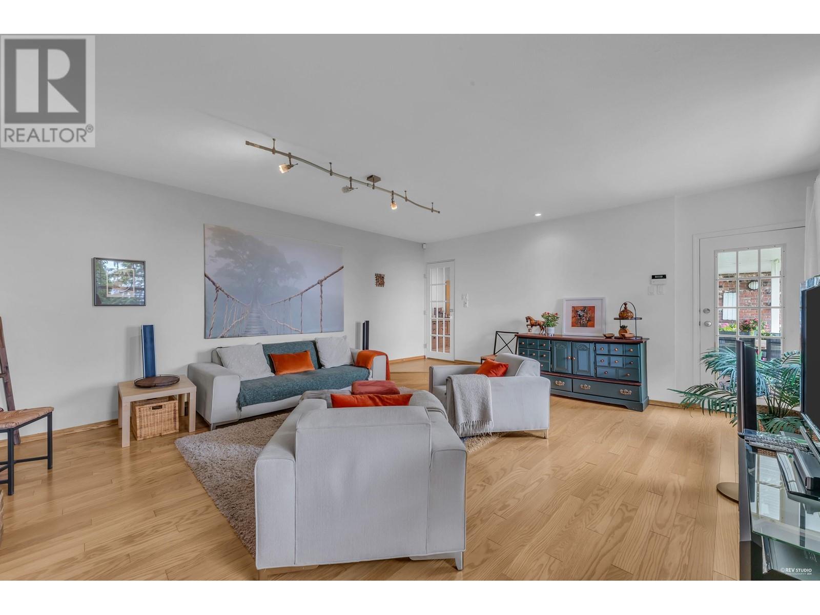 540 Craigmohr Drive, West Vancouver, British Columbia  V7S 1W6 - Photo 21 - R2985295