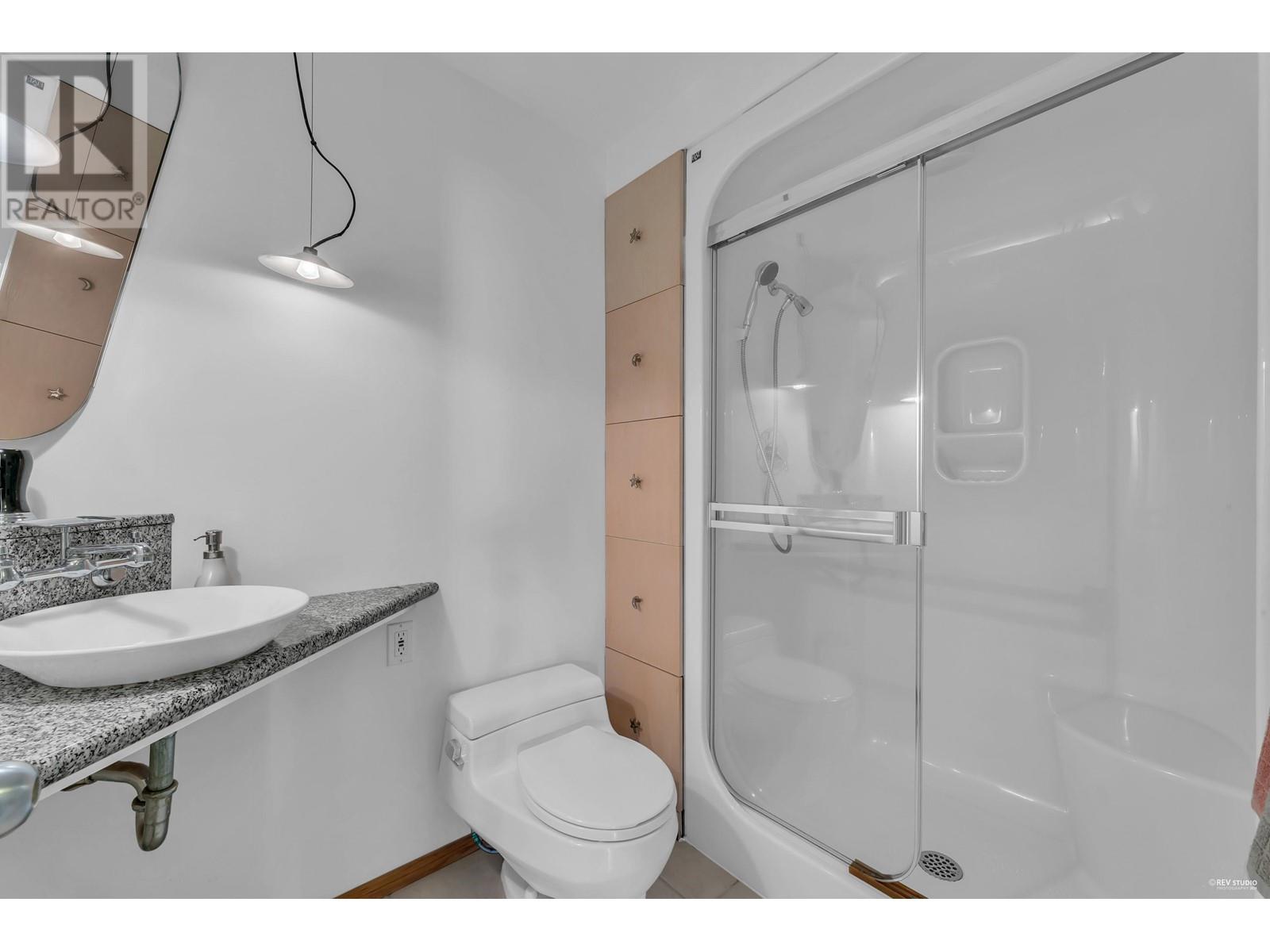 540 Craigmohr Drive, West Vancouver, British Columbia  V7S 1W6 - Photo 29 - R2985295