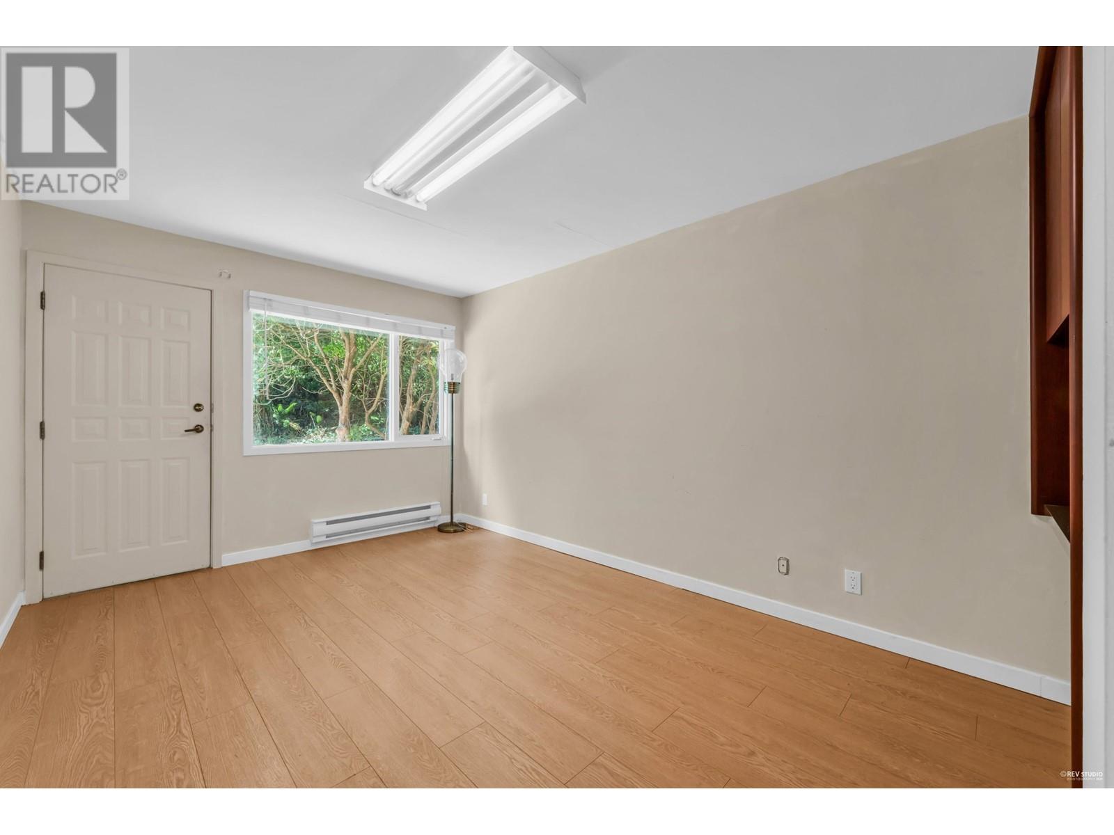 568 St. Andrews Place, West Vancouver, British Columbia  V7S 1V8 - Photo 25 - R2985304