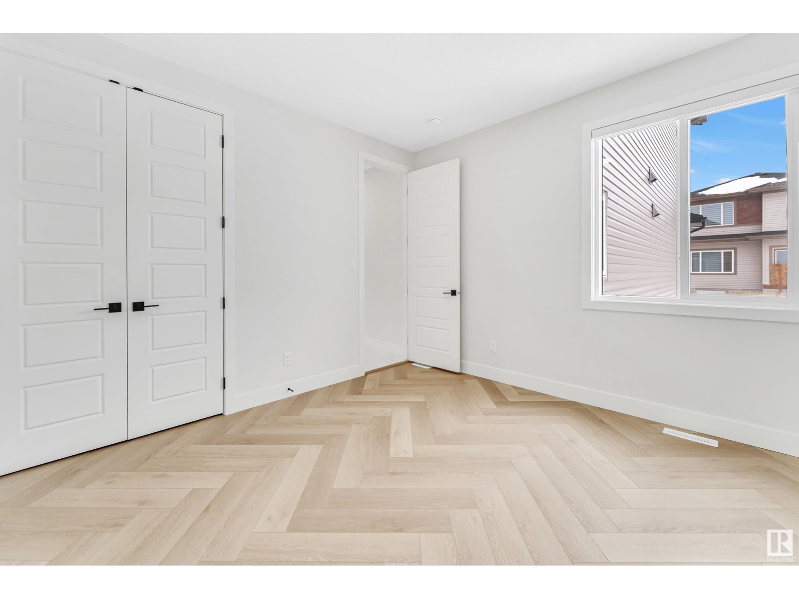 Property at 4000 44 AV image 1