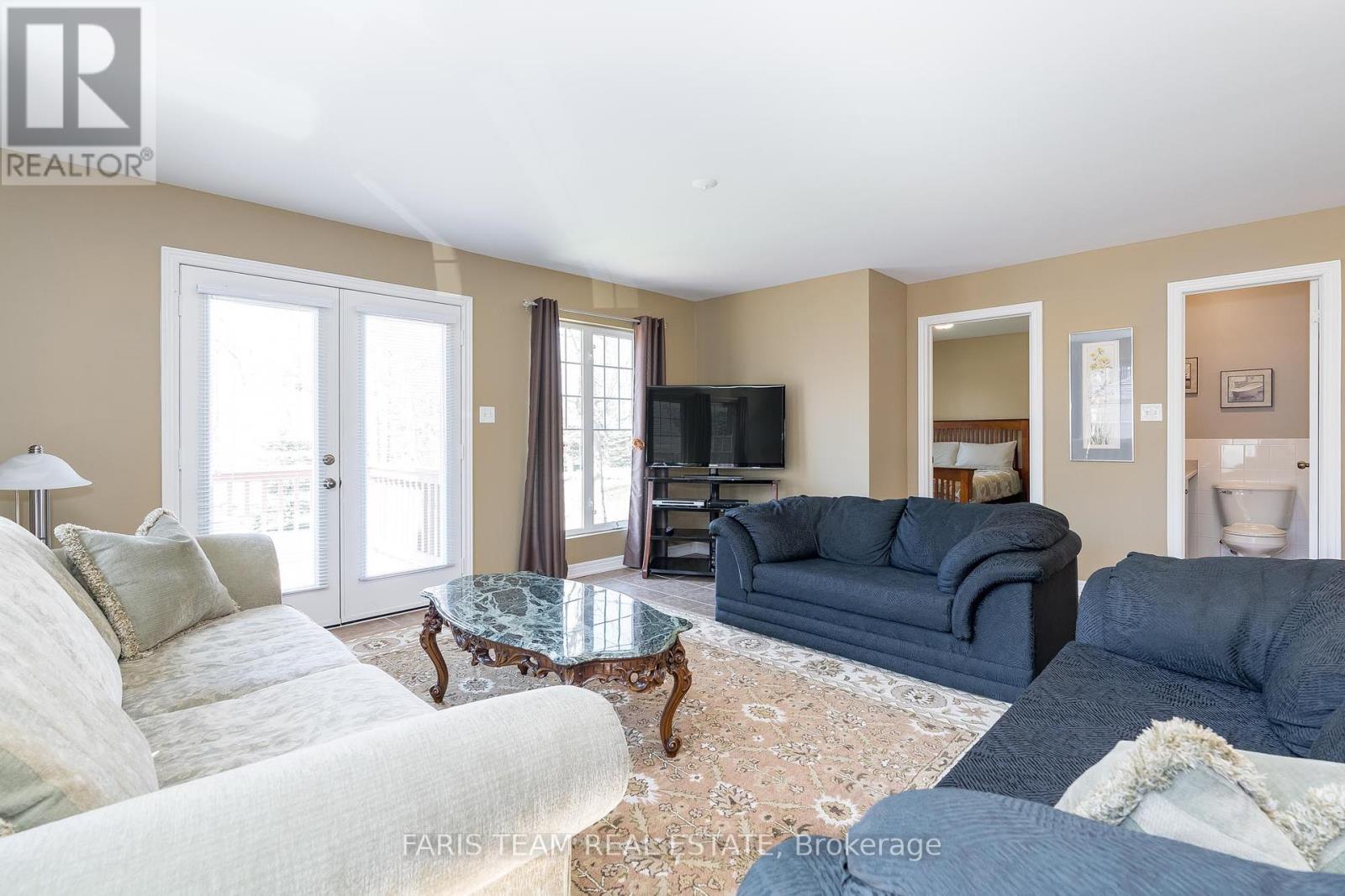 139 Trout Lane, Tiny, Ontario  L9M 0J1 - Photo 9 - S12022544