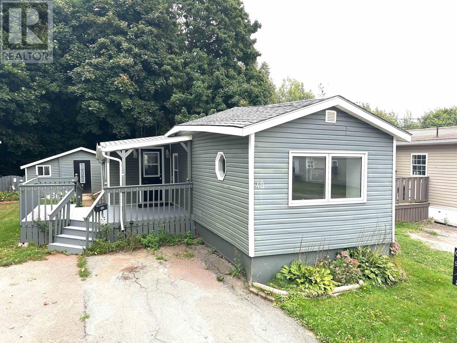 Property at 48 Linkletter Estates image 1
