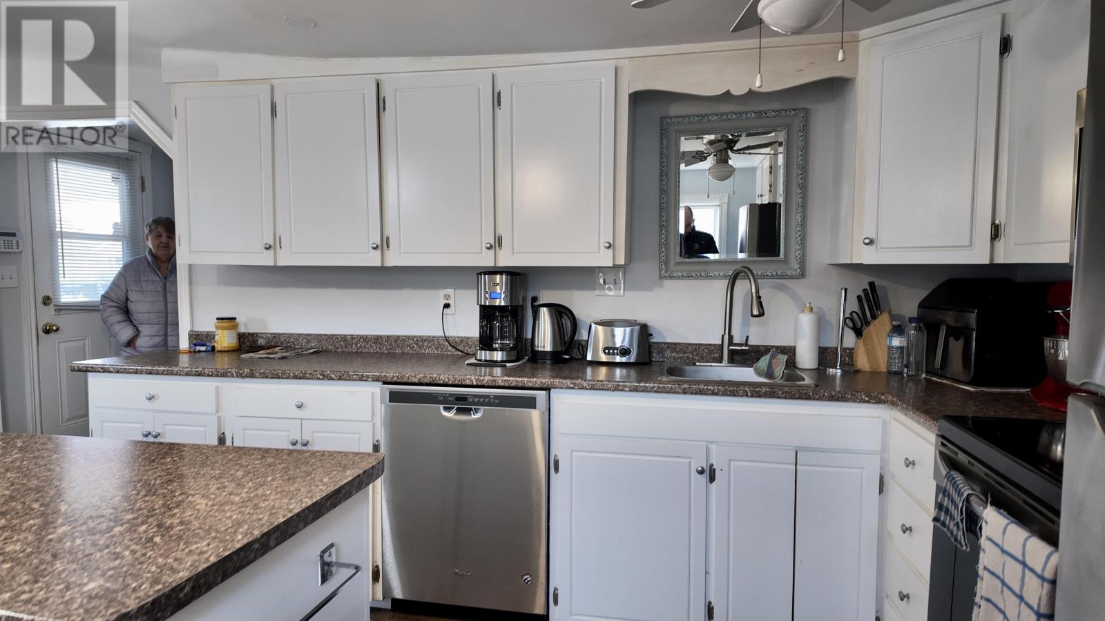 Property at 48 Linkletter Estates image 5