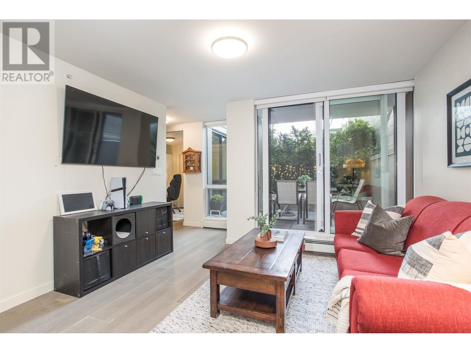 Property at 208 189 KEEFER STREET image 2
