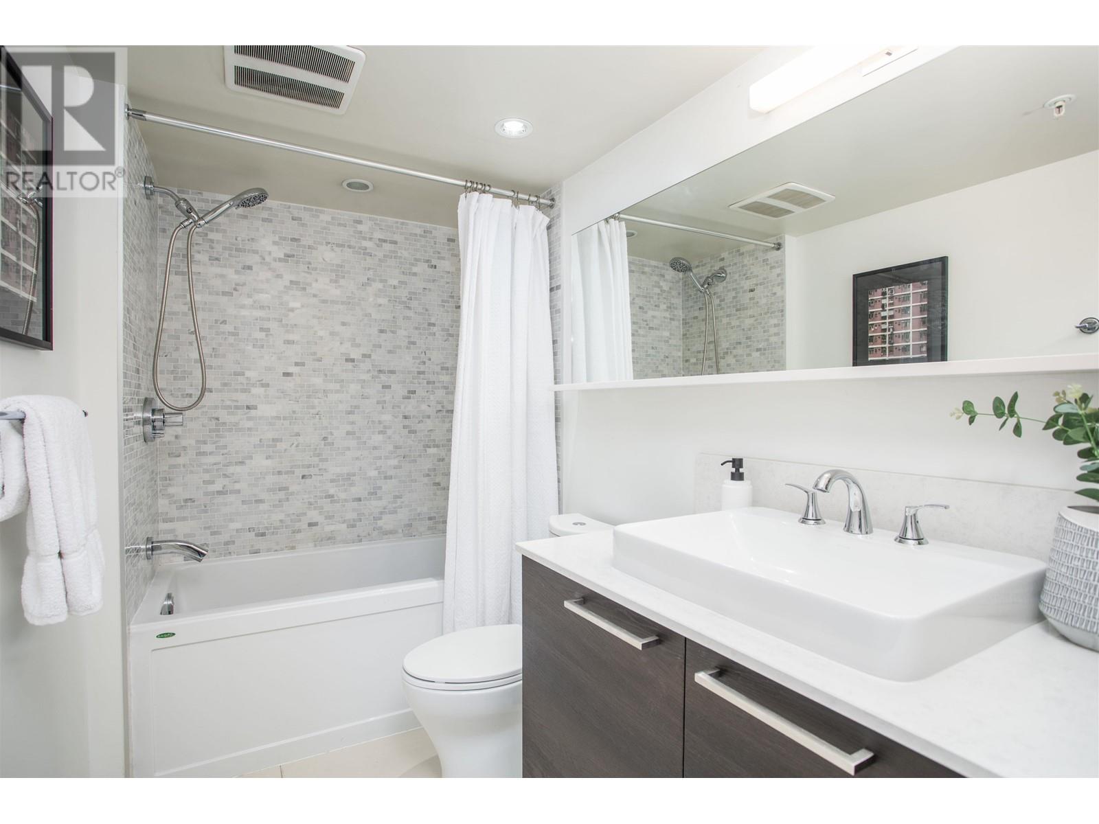 208 189 Keefer Street, Vancouver, British Columbia  V6A 0C8 - Photo 19 - R2984812