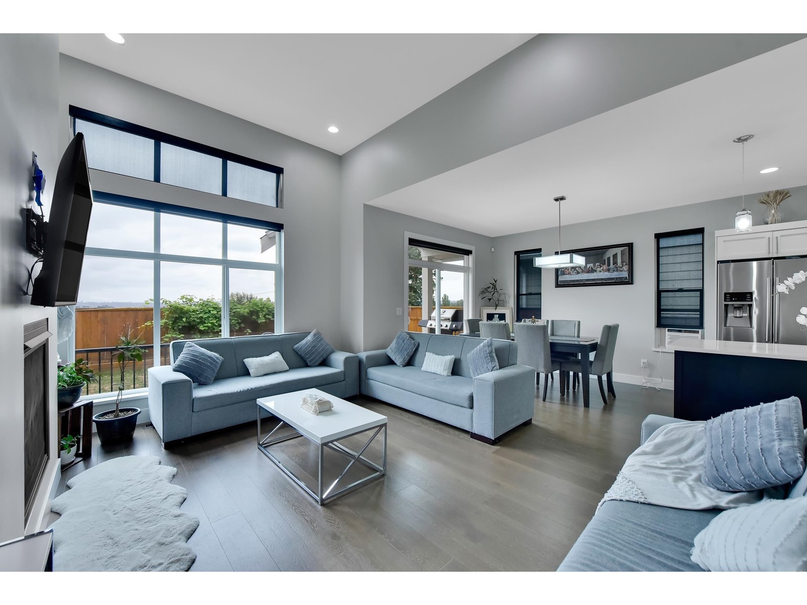 Property at 32586 ROSS DRIVE image 4