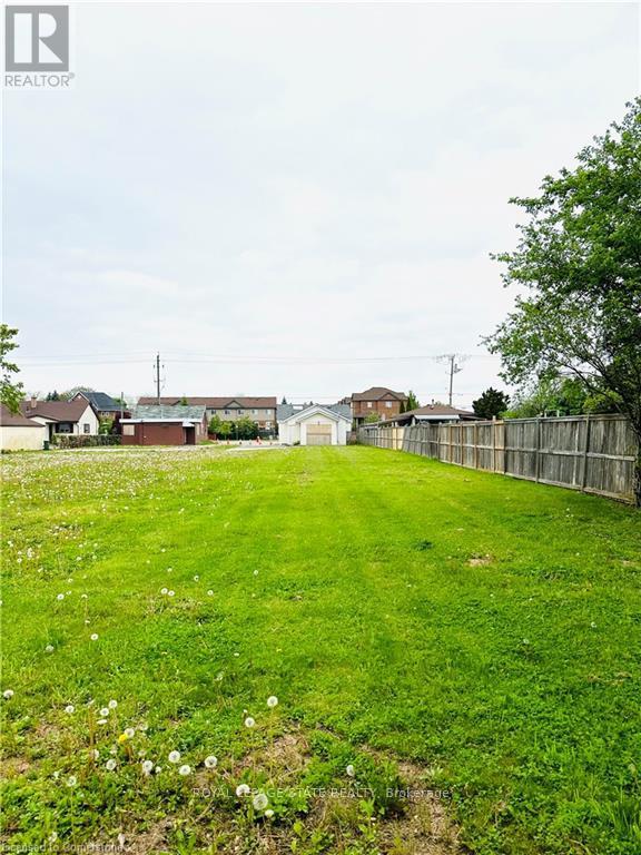 148 Green Road, Hamilton (Stoney Creek), Ontario  L8G 3X1 - Photo 3 - X12057575