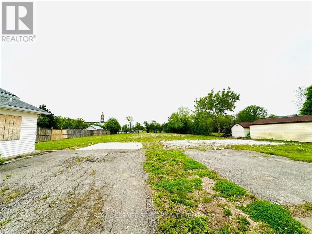 146 Green Road, Hamilton (Stoney Creek), Ontario  L8G 3X1 - Photo 8 - X12057577