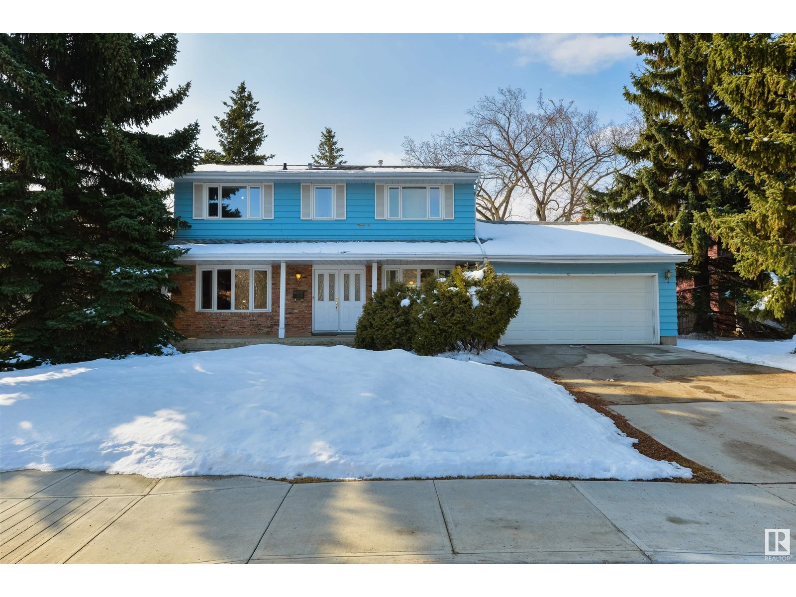 Property at 14011 53 AV NW image 3