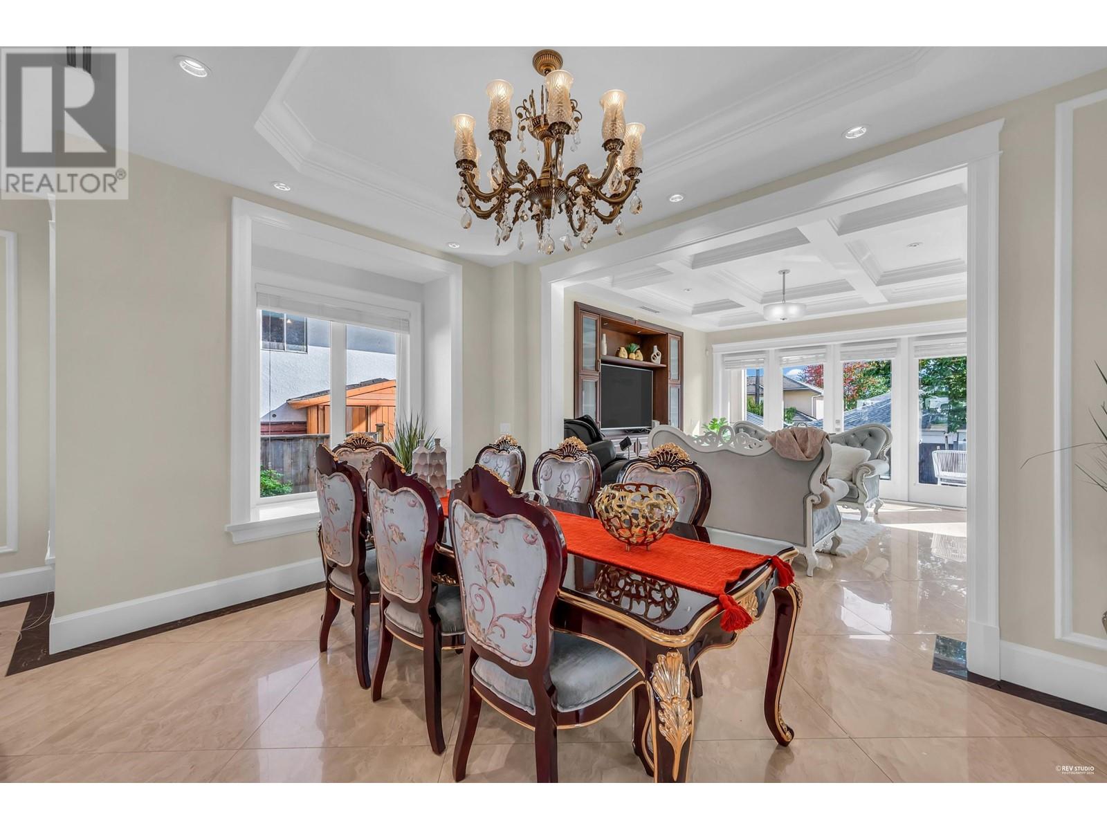 6680 Winch Street, Burnaby, British Columbia  V5B 2L6 - Photo 8 - R2985288