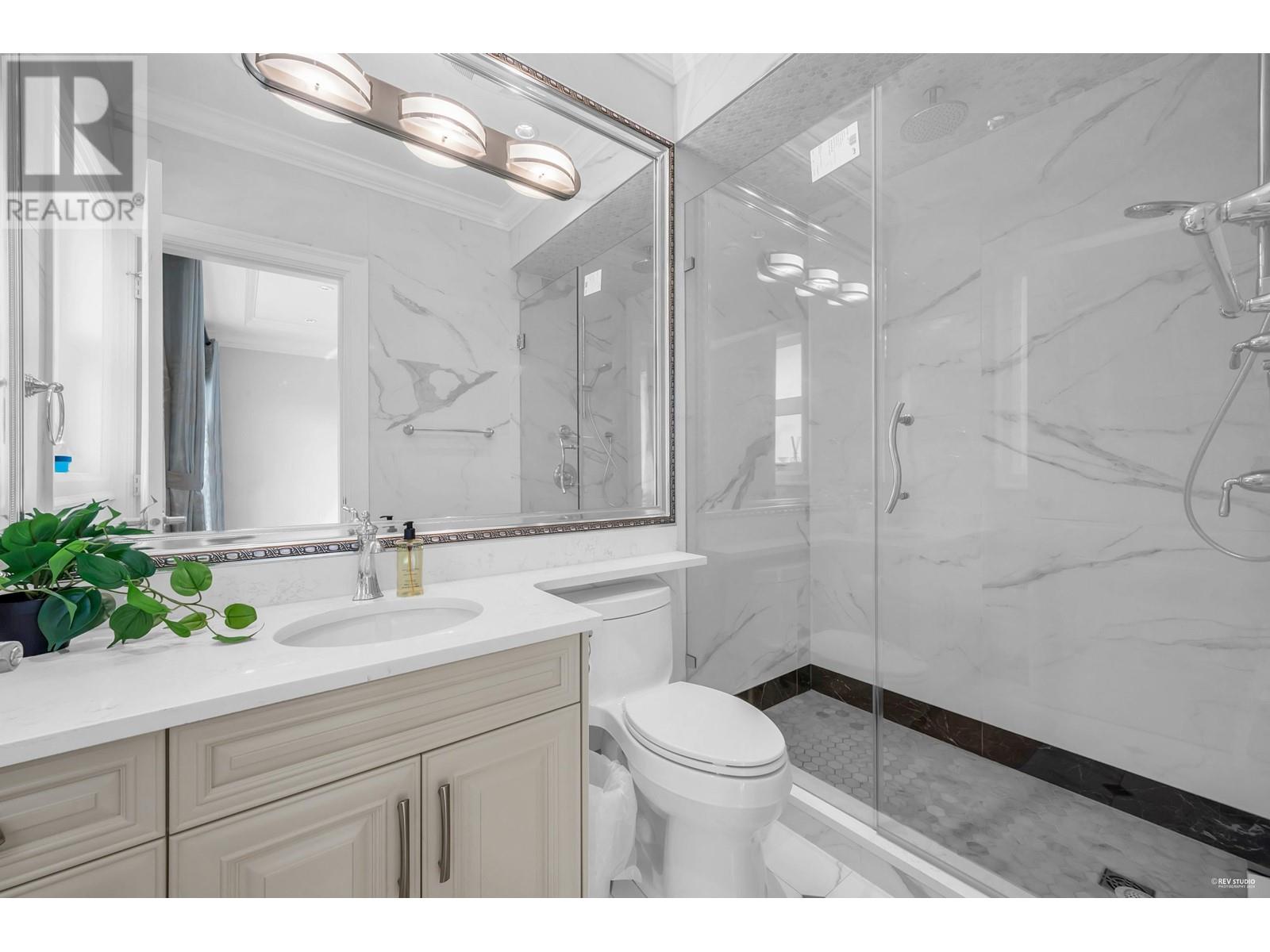 6680 Winch Street, Burnaby, British Columbia  V5B 2L6 - Photo 24 - R2985288