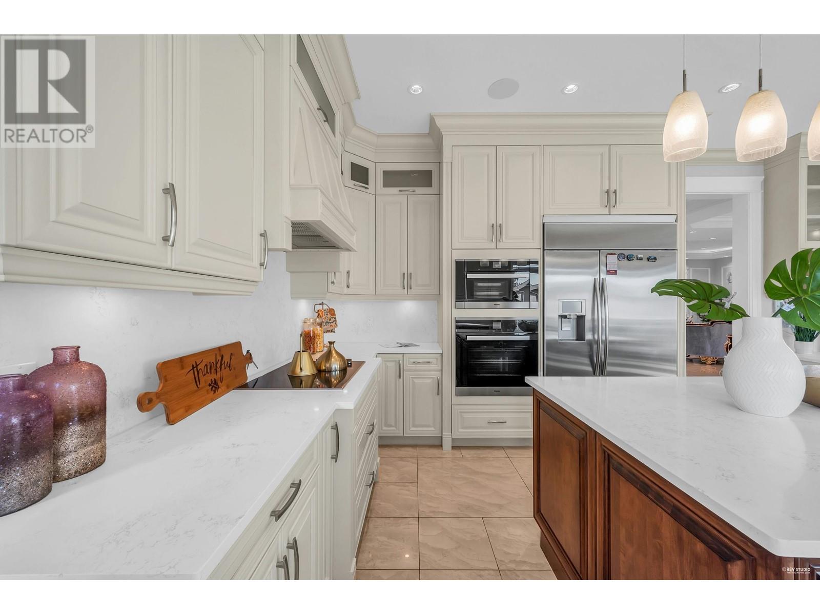 6680 Winch Street, Burnaby, British Columbia  V5B 2L6 - Photo 14 - R2985288