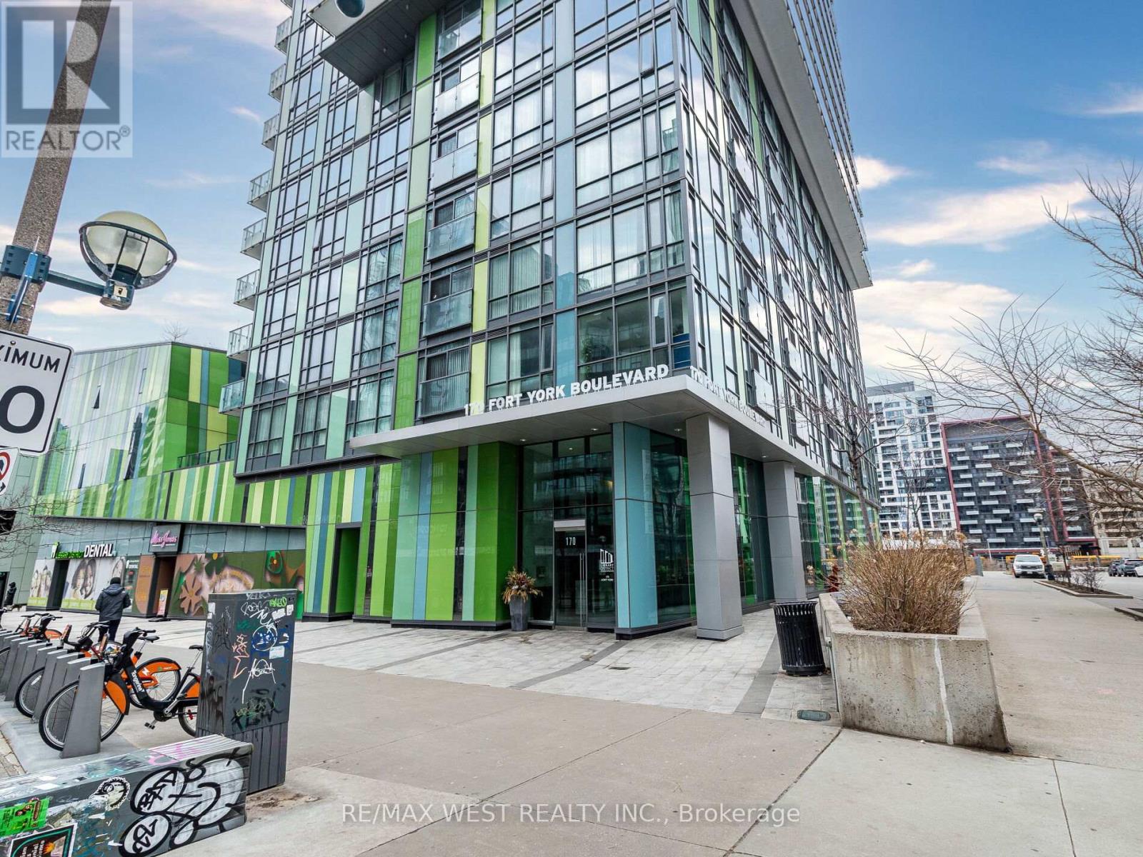 1208 - 170 Fort York Boulevard, Toronto, Ontario  M5V 0E6 - Photo 3 - C12057607
