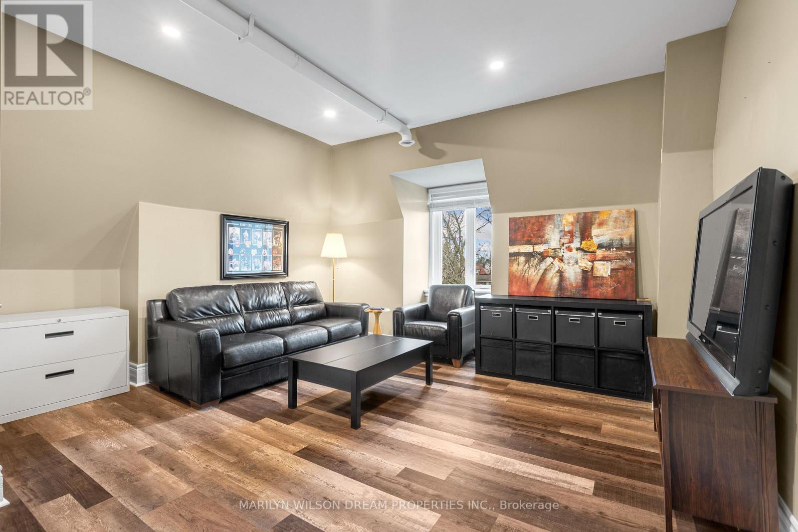 24 Lake Avenue W, Carleton Place, Ontario  K7C 1L4 - Photo 30 - X12057412