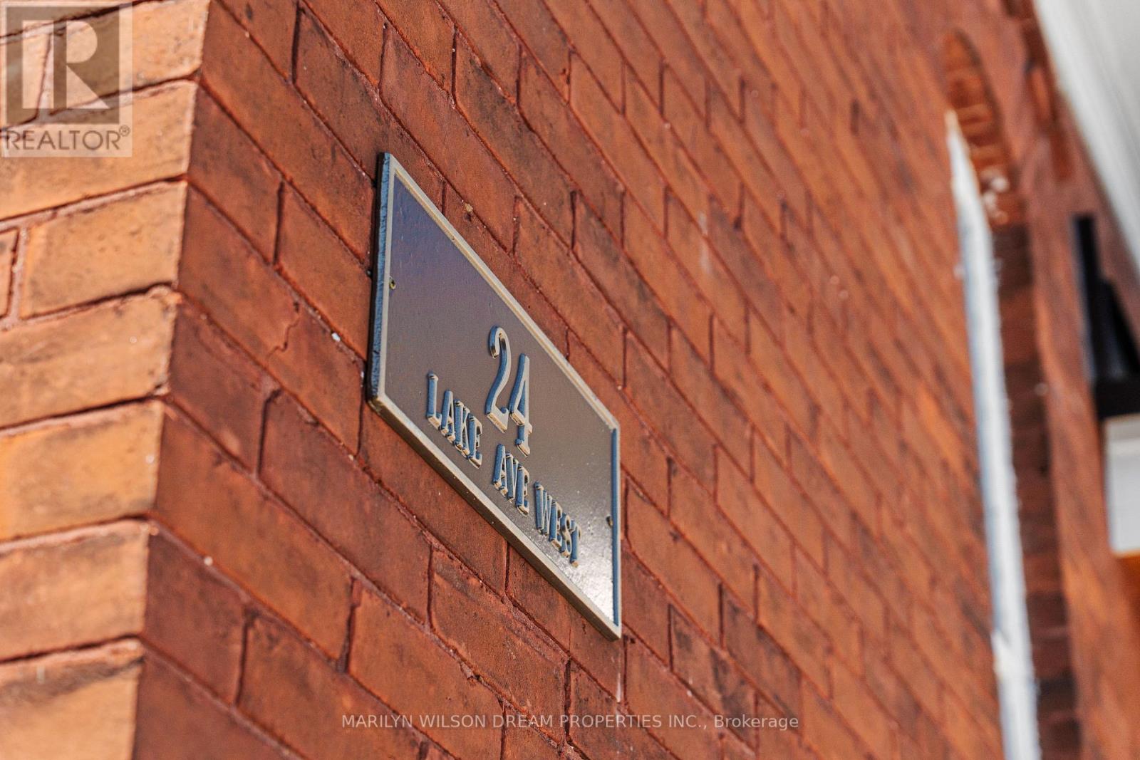 24 Lake Avenue W, Carleton Place, Ontario  K7C 1L4 - Photo 42 - X12057412
