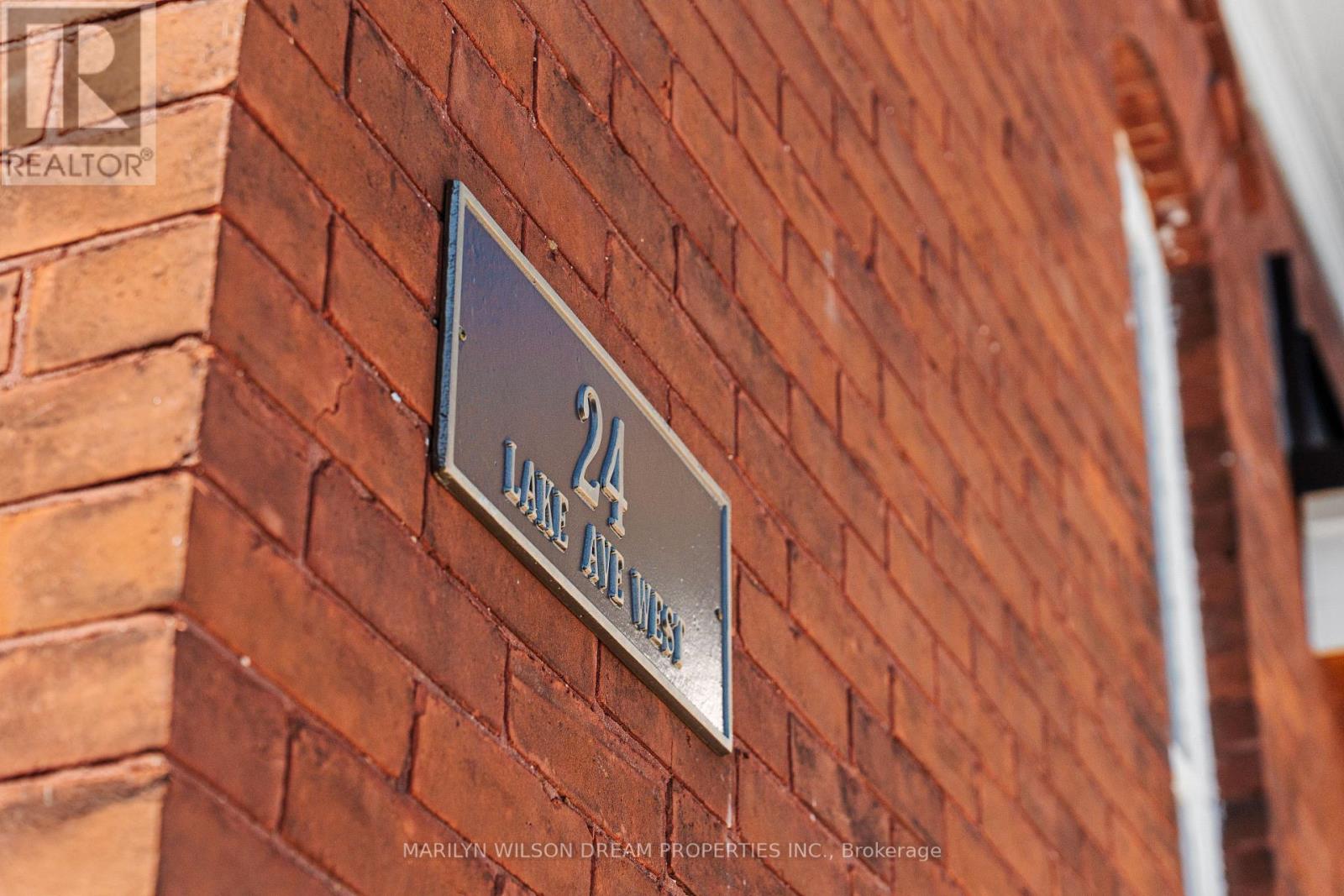 24 Lake Avenue W, Carleton Place, Ontario  K7C 1L4 - Photo 45 - X12057412