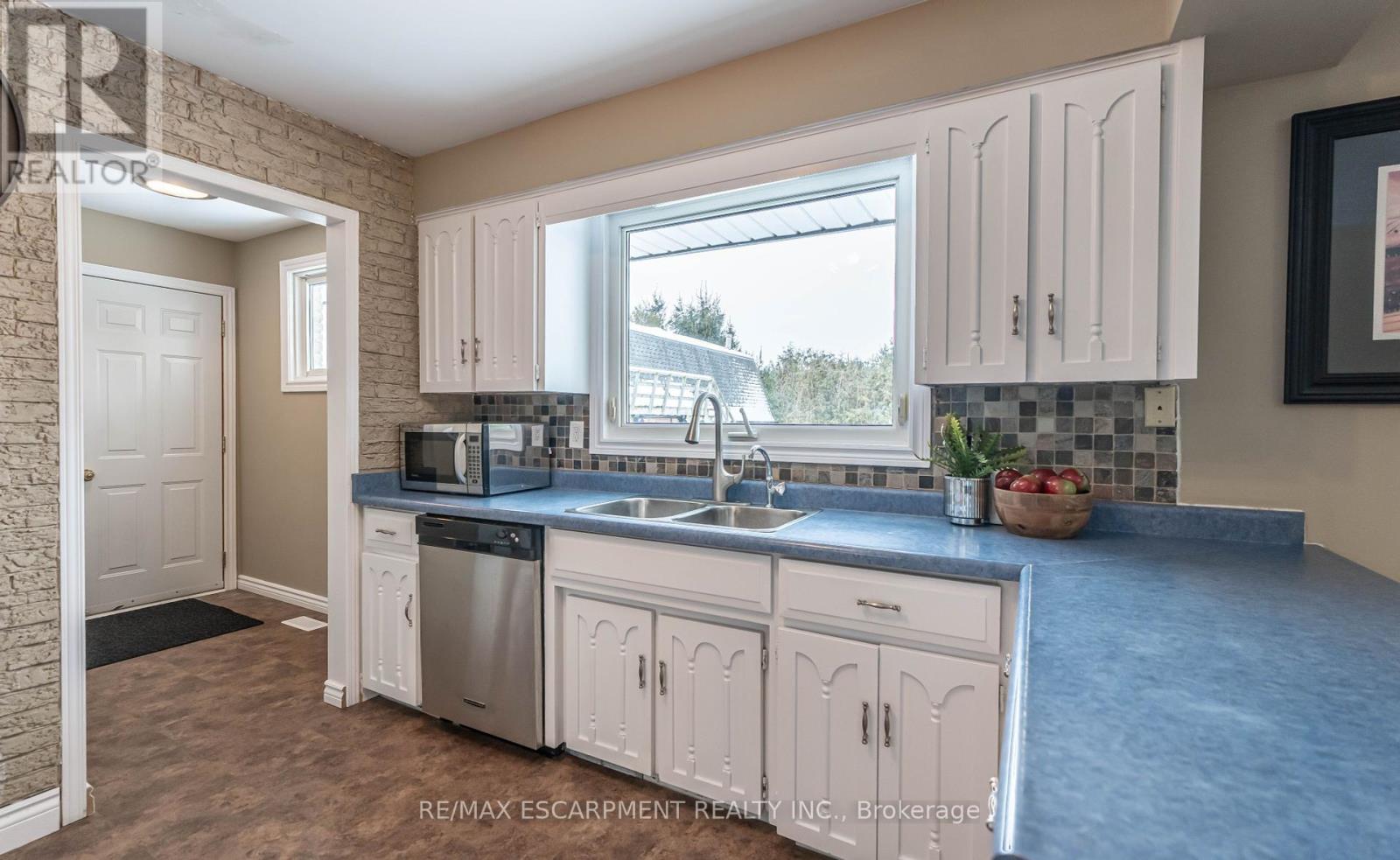 5410 Wellington 29 Road, Guelph/eramosa, Ontario  N0B 2K0 - Photo 10 - X12057642