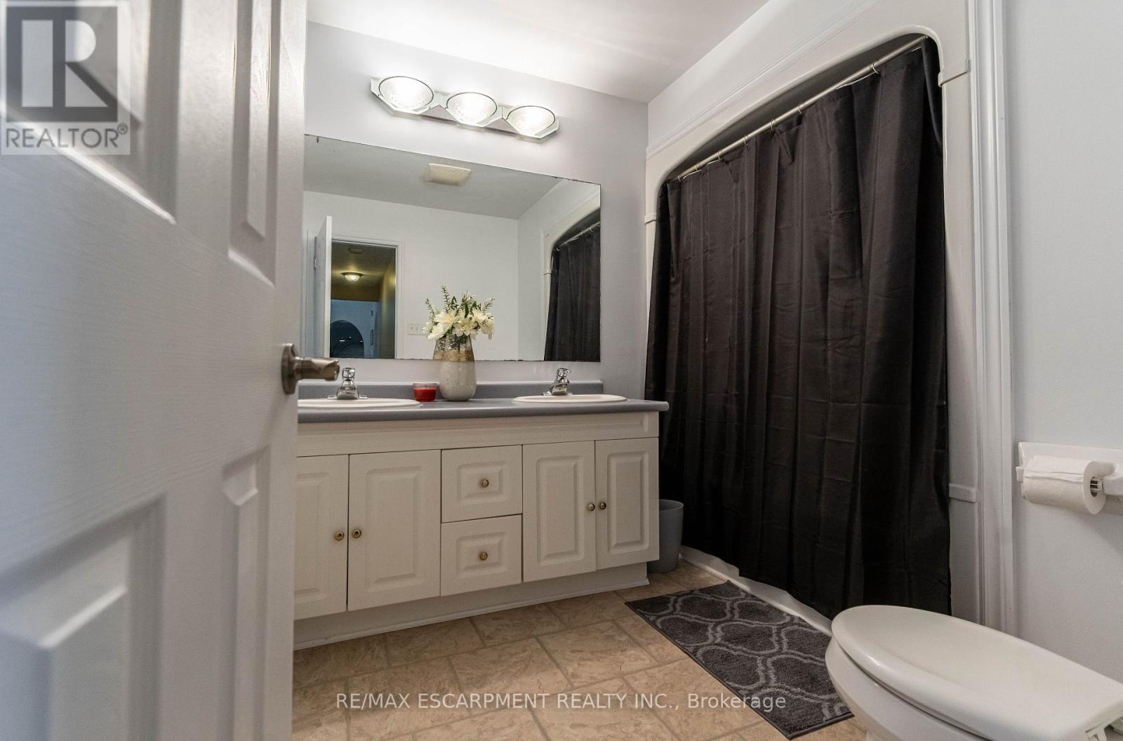 5410 Wellington 29 Road, Guelph/eramosa, Ontario  N0B 2K0 - Photo 19 - X12057642