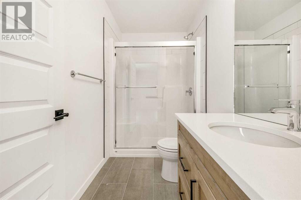 Property at 758 Violet Place W image 5
