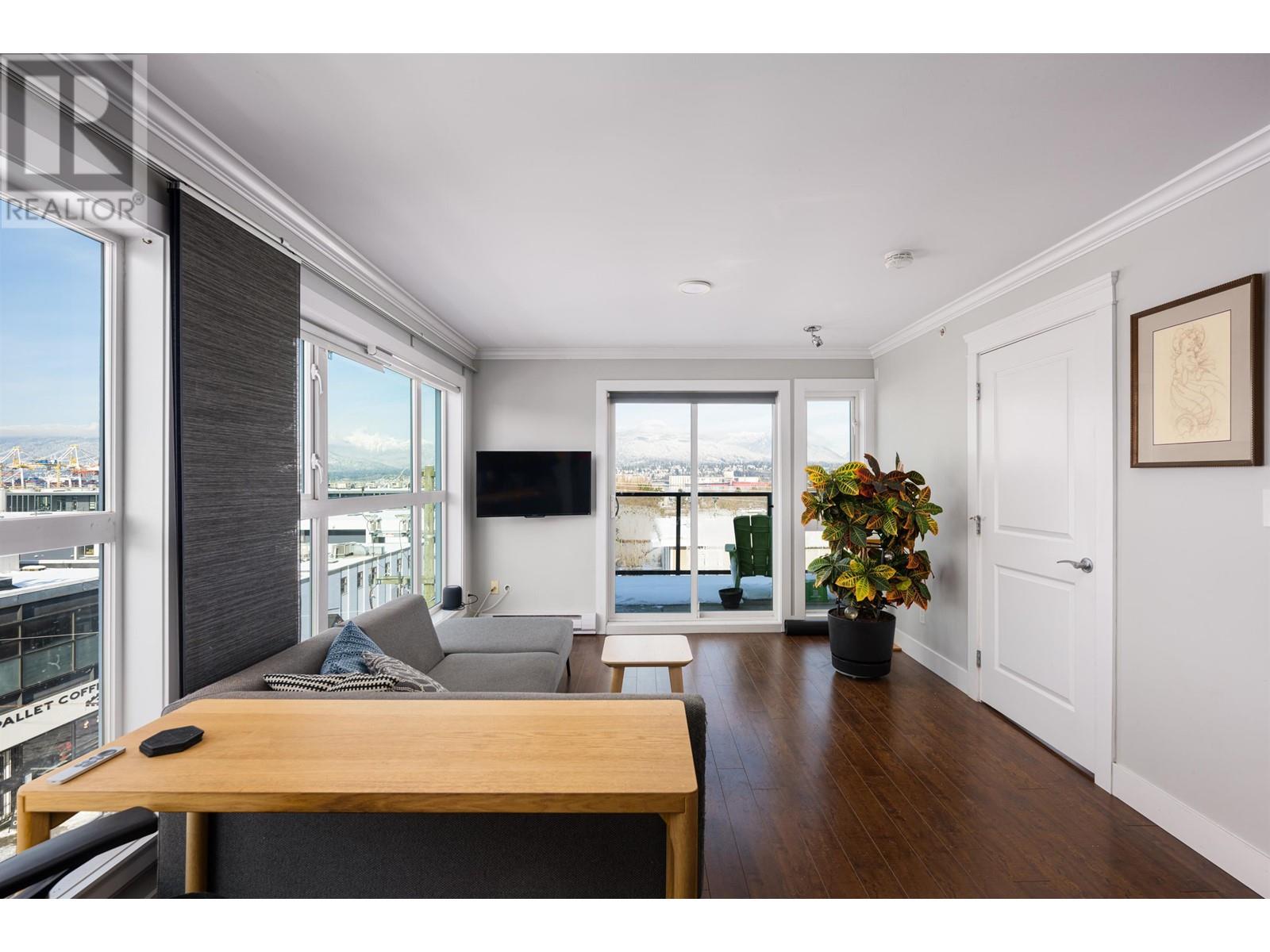 303 2009 E Hastings Street, Vancouver, British Columbia  V5L 1T9 - Photo 4 - R2985312