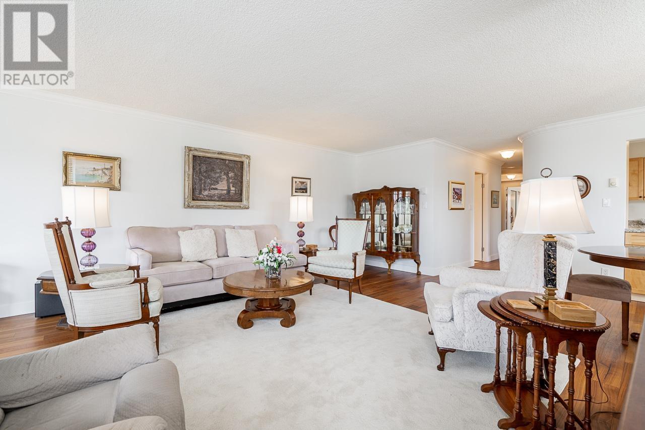 301 2203 Bellevue Avenue, West Vancouver, British Columbia  V7V 4V7 - Photo 12 - R2985317