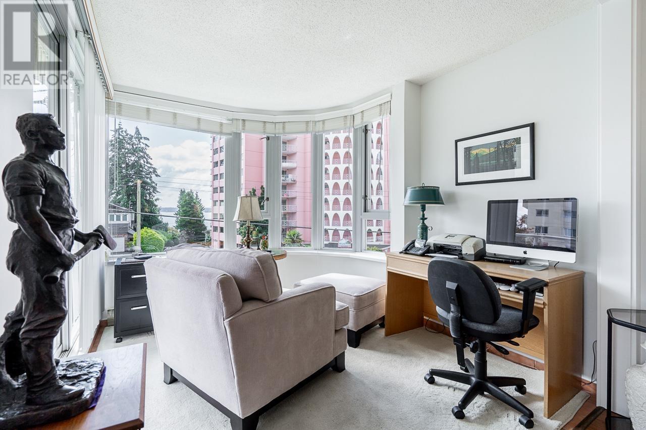301 2203 Bellevue Avenue, West Vancouver, British Columbia  V7V 4V7 - Photo 16 - R2985317