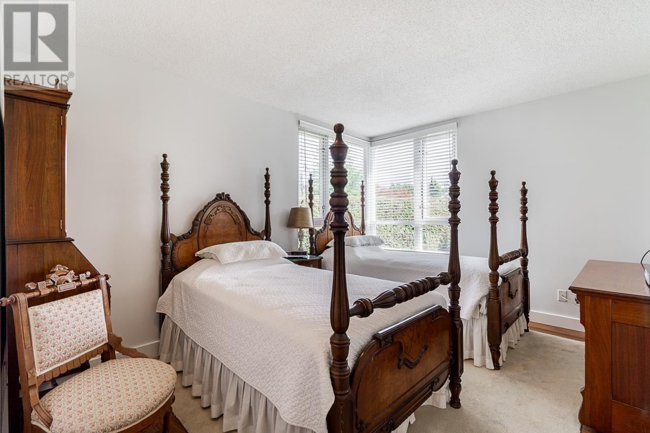 301 2203 Bellevue Avenue, West Vancouver, British Columbia  V7V 4V7 - Photo 27 - R2985317