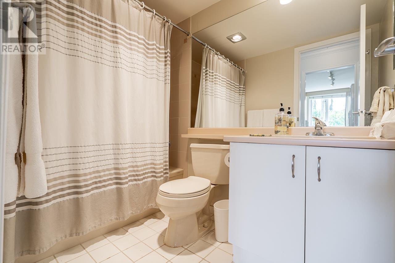 301 2203 Bellevue Avenue, West Vancouver, British Columbia  V7V 4V7 - Photo 29 - R2985317