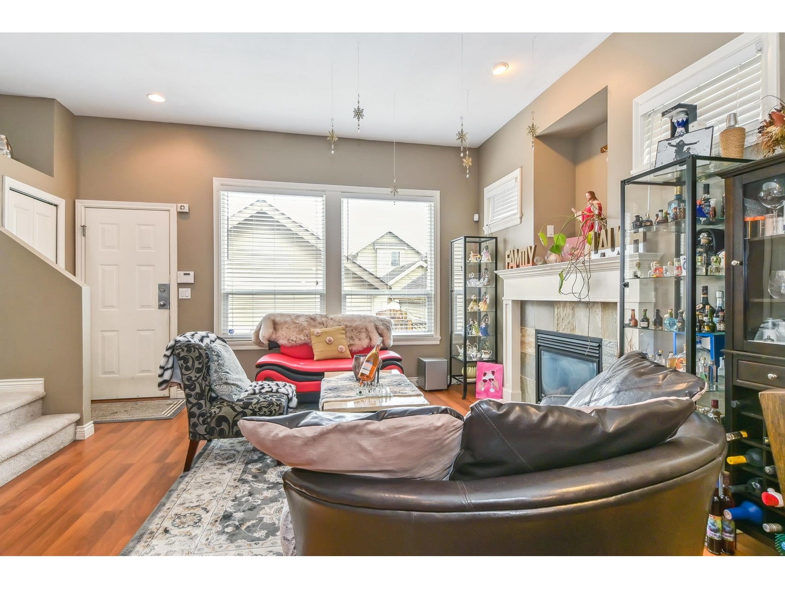 Property at 6680 193A STREET image 4